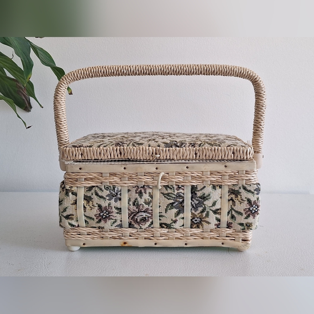 Small sewing basket